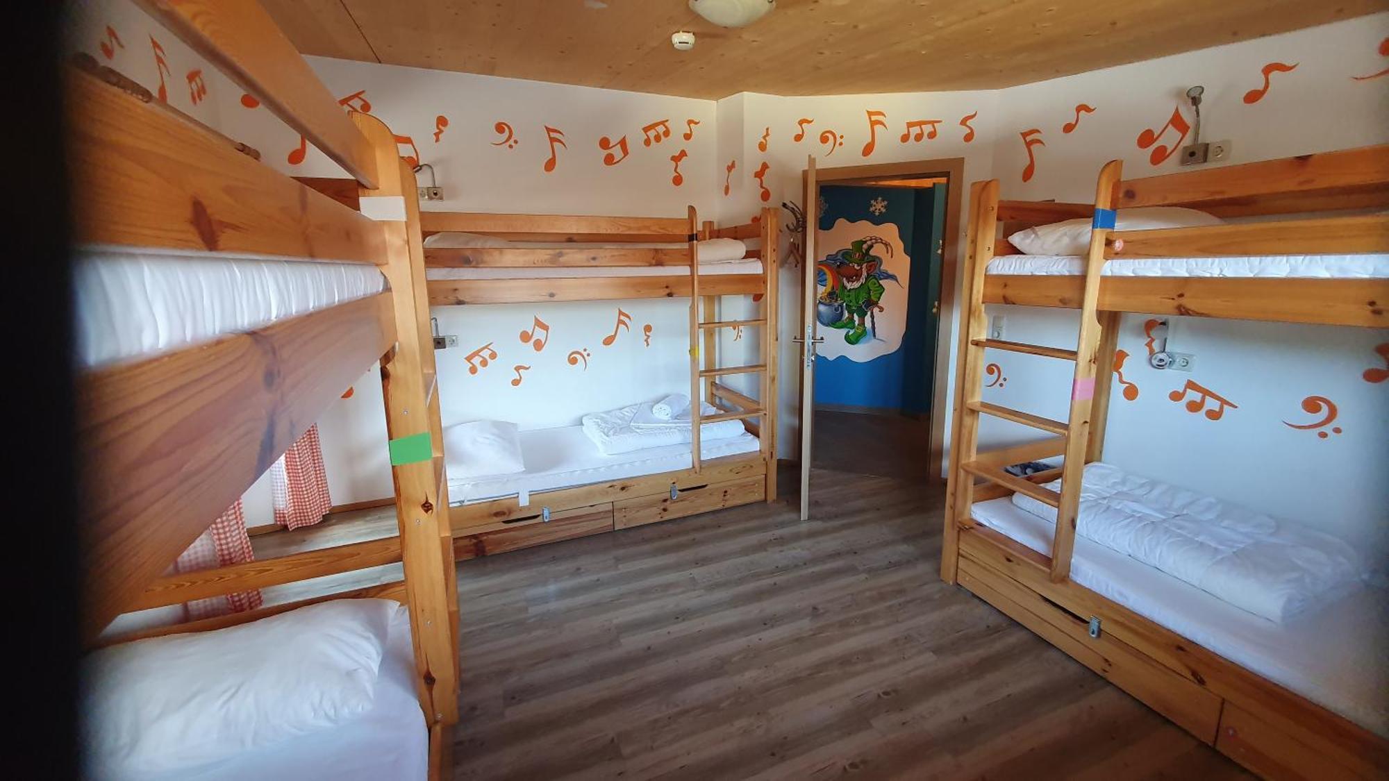 Alpking Hostel 埃尔毛 外观 照片